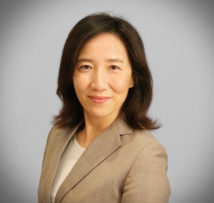 Christina Kang-Yi